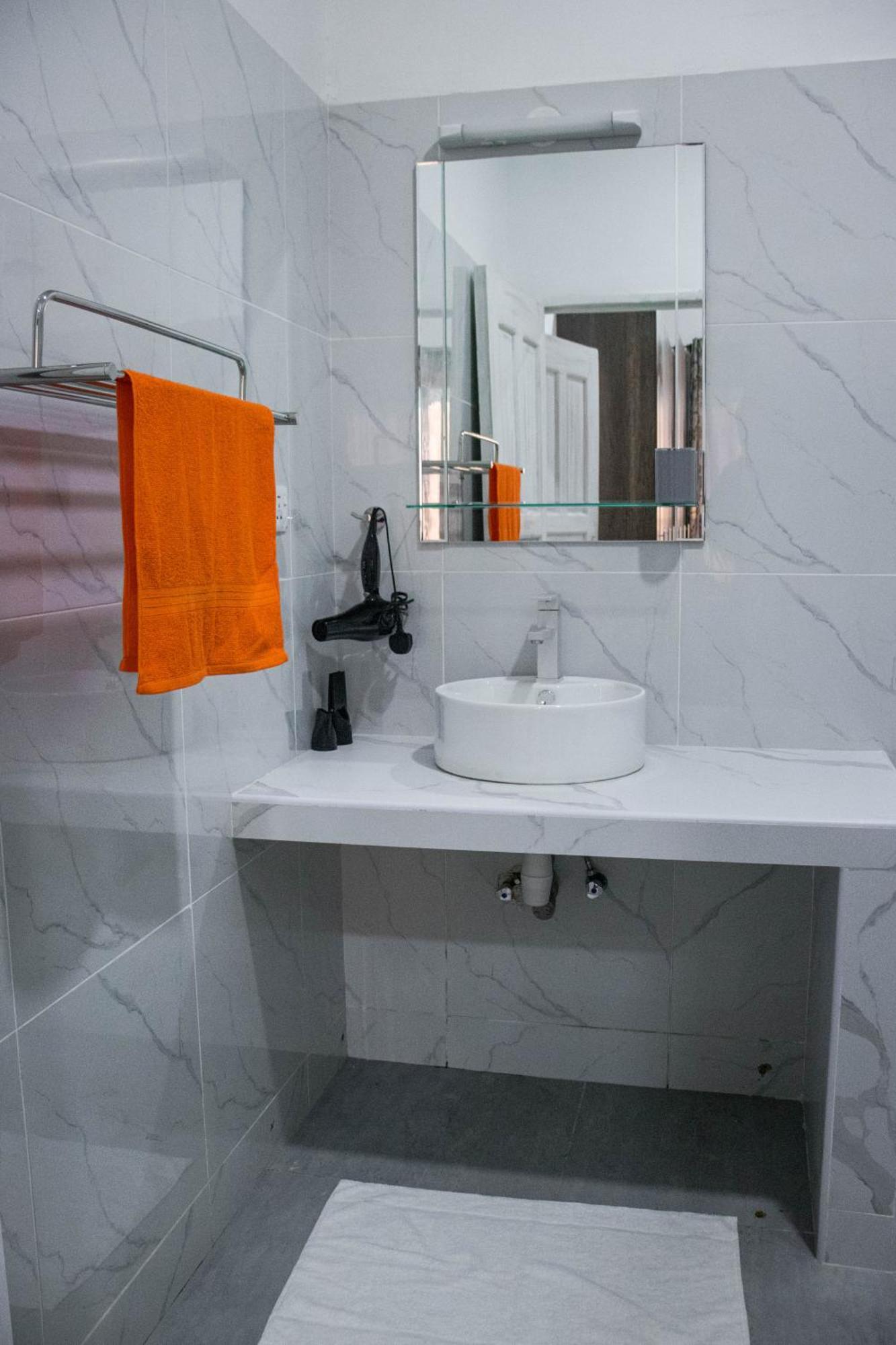 4 U Luxury Bungalows Diani Diani Beach Ngoại thất bức ảnh